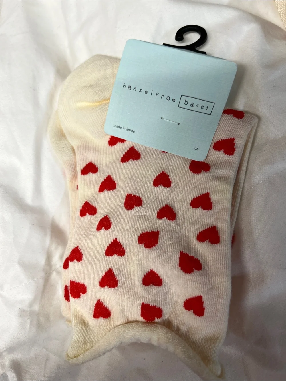 haneselfrom basel Cream Socks with Red Heart Pattern